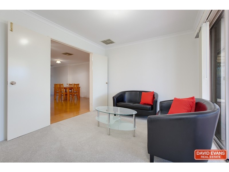 17 Lindeman Court, Waikiki WA 6169