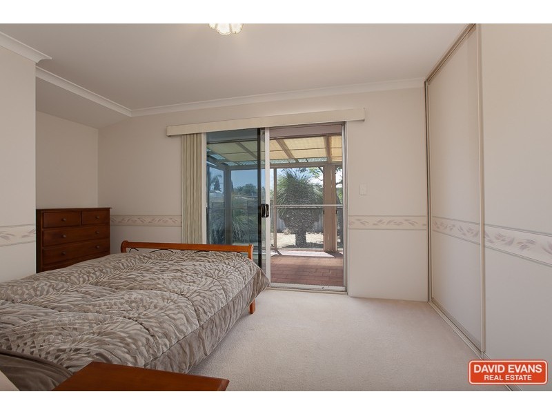 17 Lindeman Court, Waikiki WA 6169