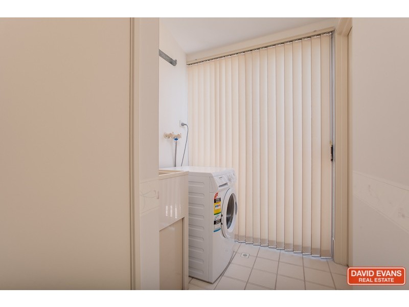 17 Lindeman Court, Waikiki WA 6169