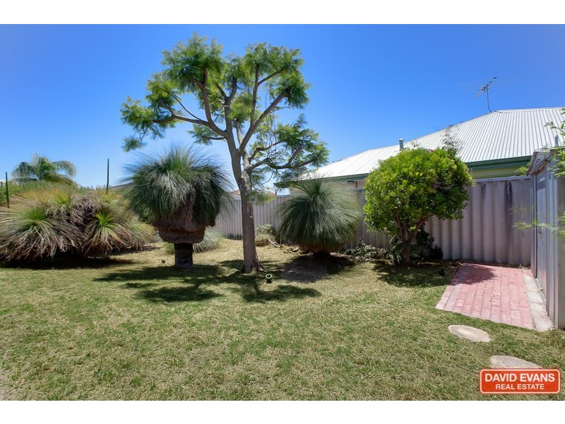 17 Lindeman Court, Waikiki WA 6169