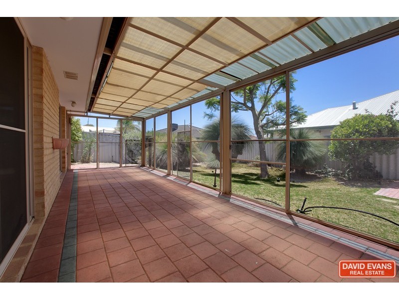 17 Lindeman Court, Waikiki WA 6169