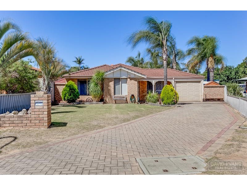 14 Myhill Mews, Leda WA 6170