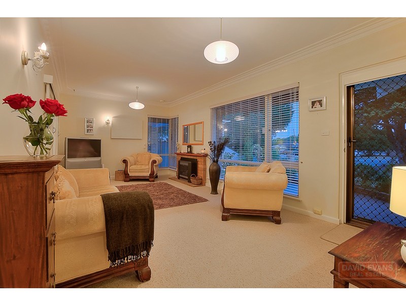 8 Jecks Street, Rockingham WA 6168
