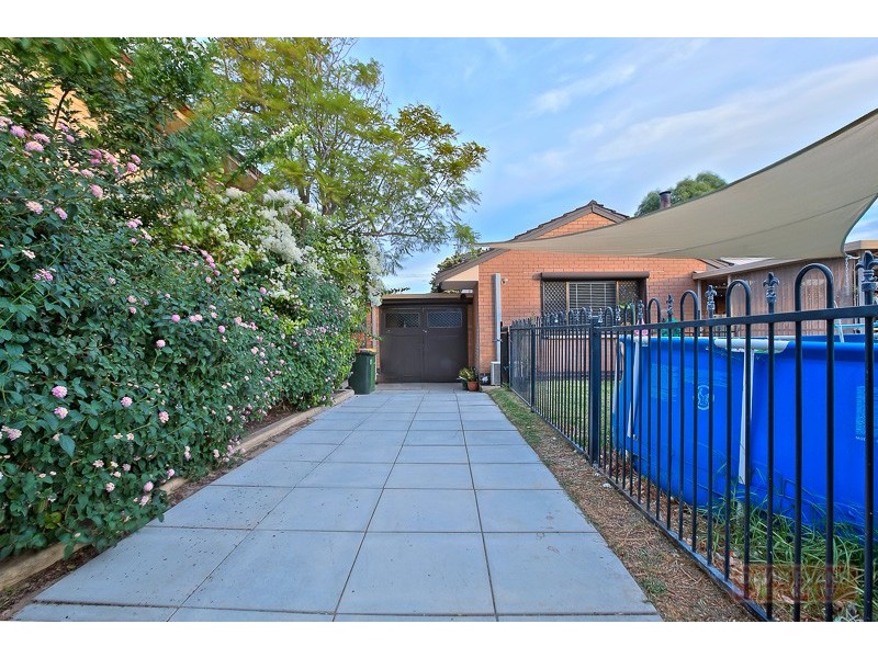 8 Jecks Street, Rockingham WA 6168