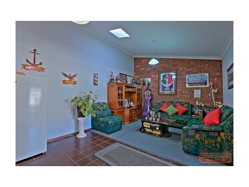 8 Seagate Street, Safety Bay WA 6169