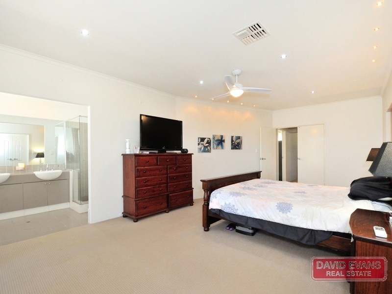 28 Vernon Gough Drive, Baldivis WA 6171