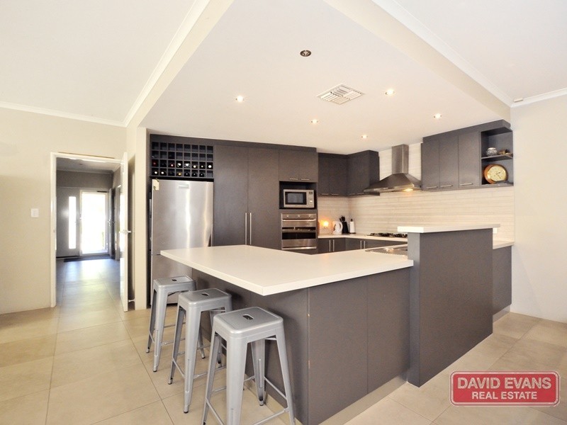 28 Vernon Gough Drive, Baldivis WA 6171