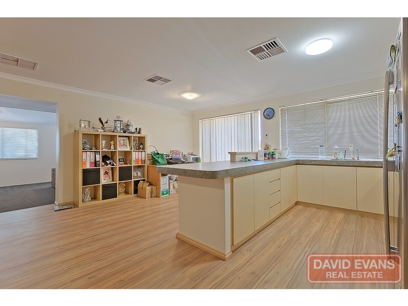 165 Country Drive, Oakford WA 6121