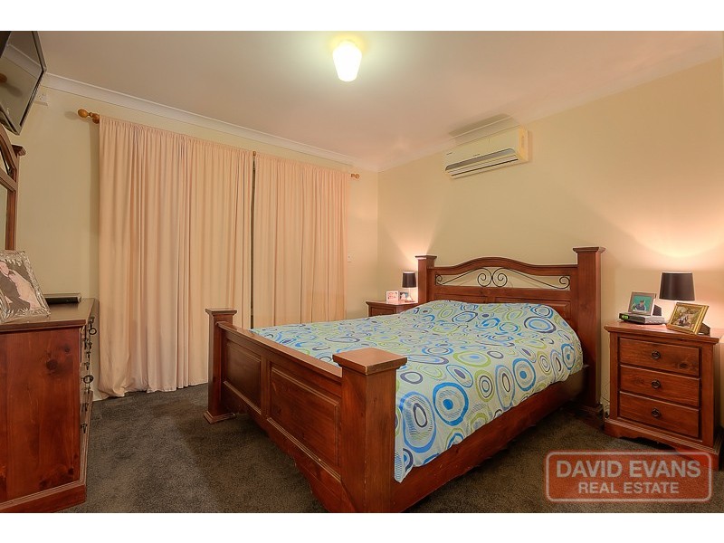 165 Country Drive, Oakford WA 6121