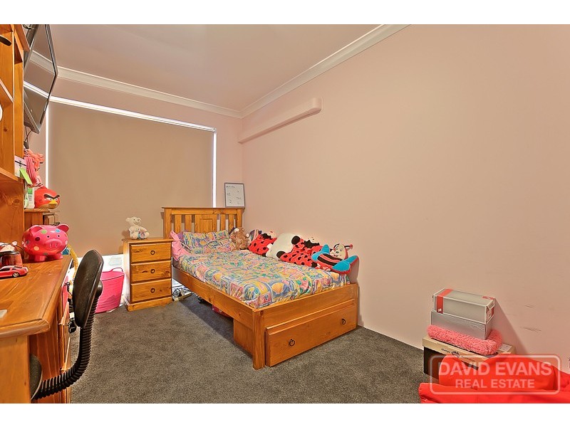 165 Country Drive, Oakford WA 6121