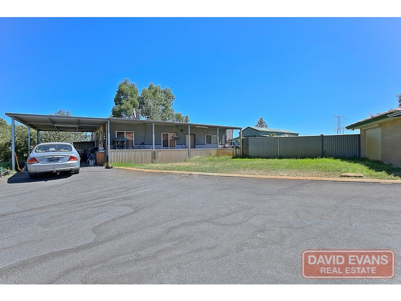 165 Country Drive, Oakford WA 6121