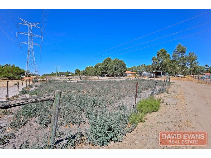 165 Country Drive, Oakford WA 6121