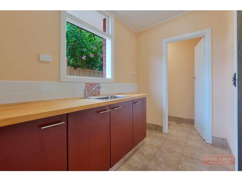 1 Delphinius Place, Rockingham WA 6168