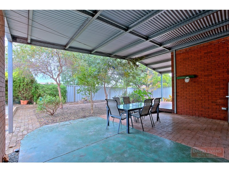 1 Delphinius Place, Rockingham WA 6168