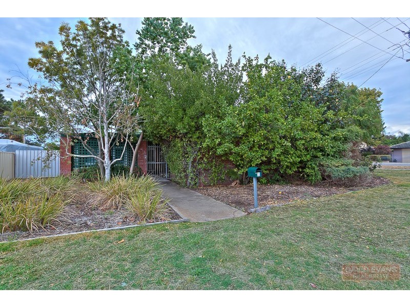 1 Delphinius Place, Rockingham WA 6168