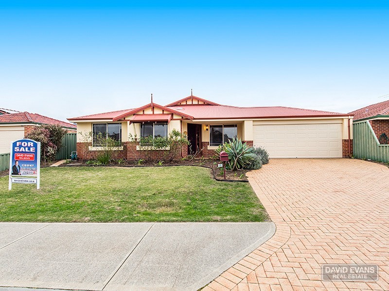 11 Trevino Drive, Port Kennedy WA 6172