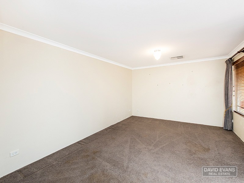 11 Trevino Drive, Port Kennedy WA 6172