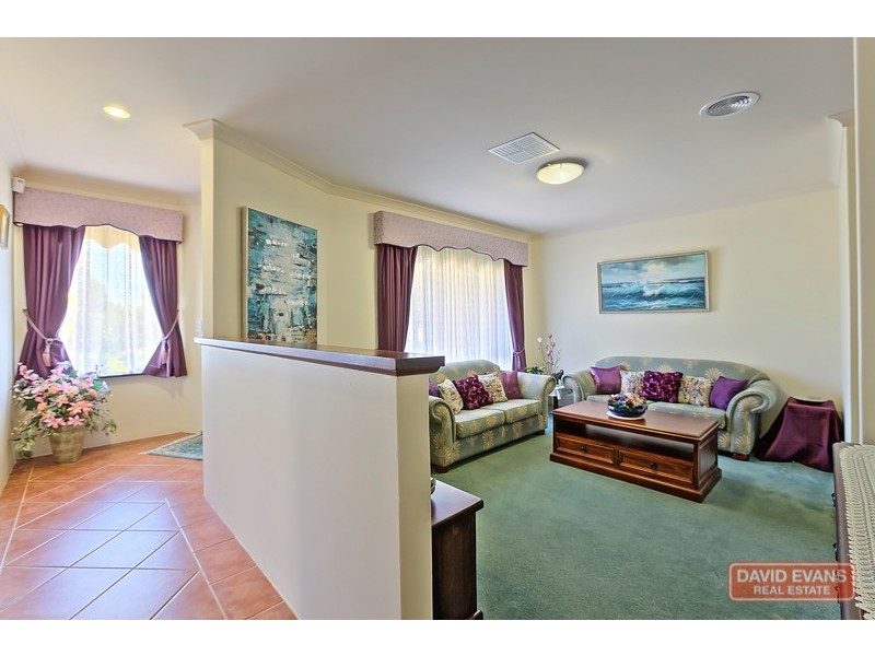 10 Chancery Court, Port Kennedy WA 6172