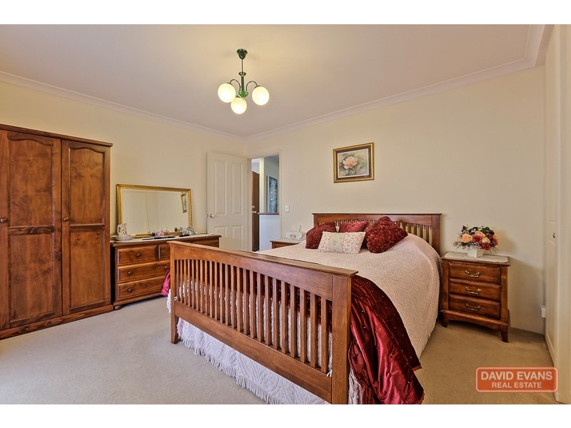 10 Chancery Court, Port Kennedy WA 6172