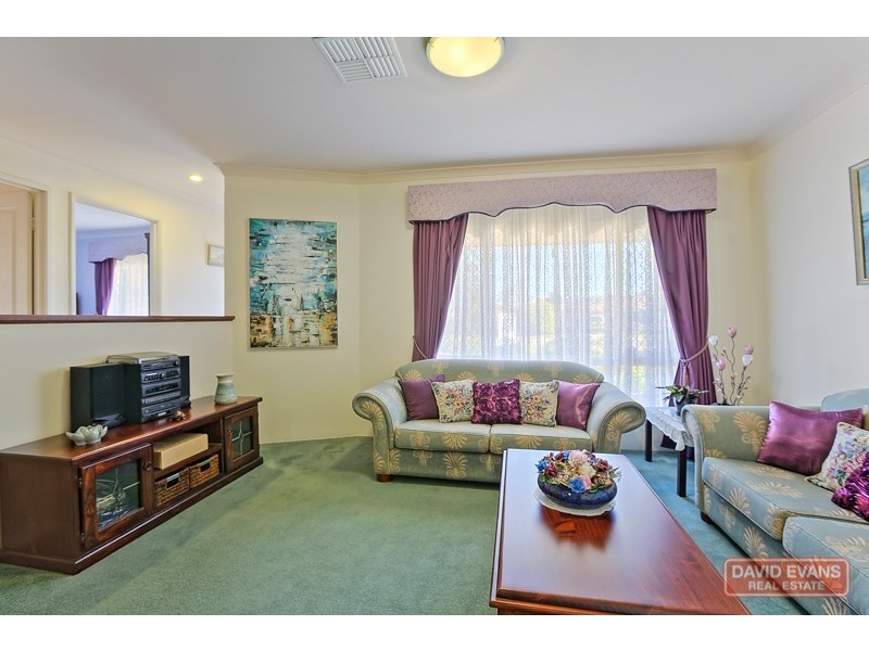 10 Chancery Court, Port Kennedy WA 6172