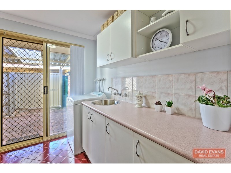 10 Chancery Court, Port Kennedy WA 6172