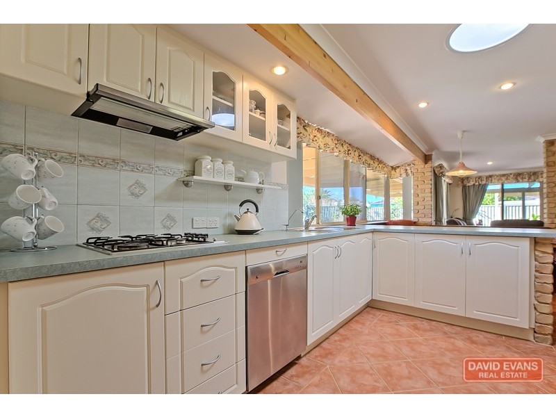 10 Chancery Court, Port Kennedy WA 6172