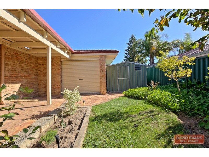 10 Chancery Court, Port Kennedy WA 6172