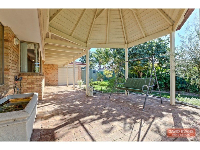 10 Chancery Court, Port Kennedy WA 6172