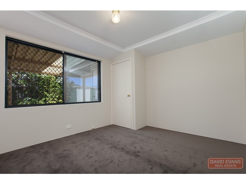 71 Chelmsford Avenue, Port Kennedy WA 6172