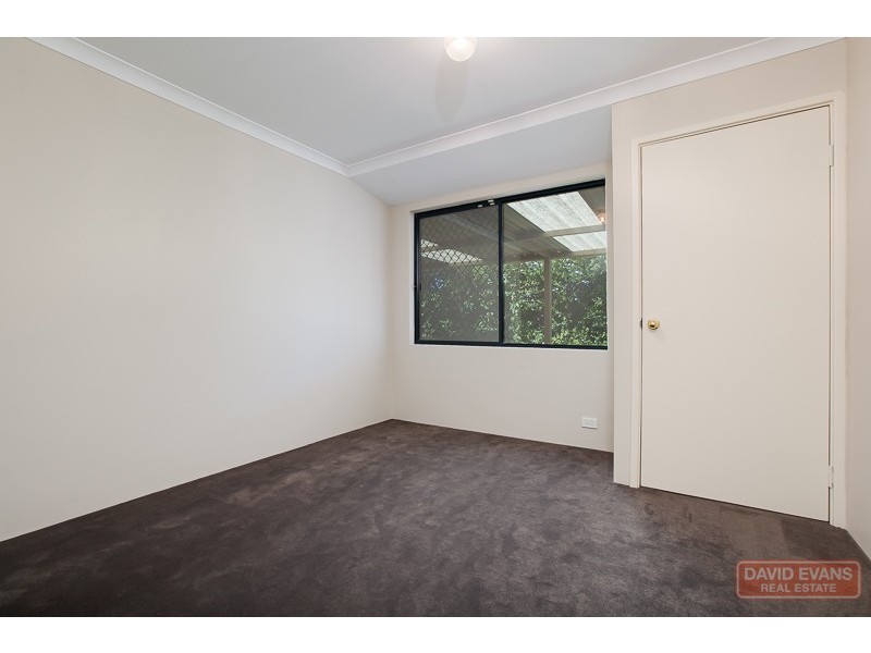 71 Chelmsford Avenue, Port Kennedy WA 6172