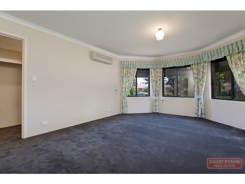 71 Chelmsford Avenue, Port Kennedy WA 6172