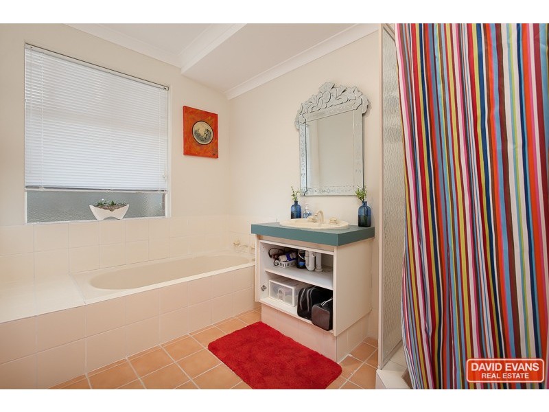 6 Eiffel Crescent, Port Kennedy WA 6172