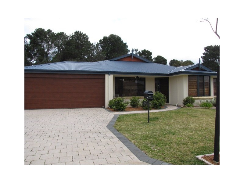 24 Lemon Gum Drive, Baldivis WA 6171