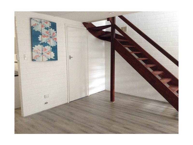 5/27 Harrison Street, Rockingham WA 6168