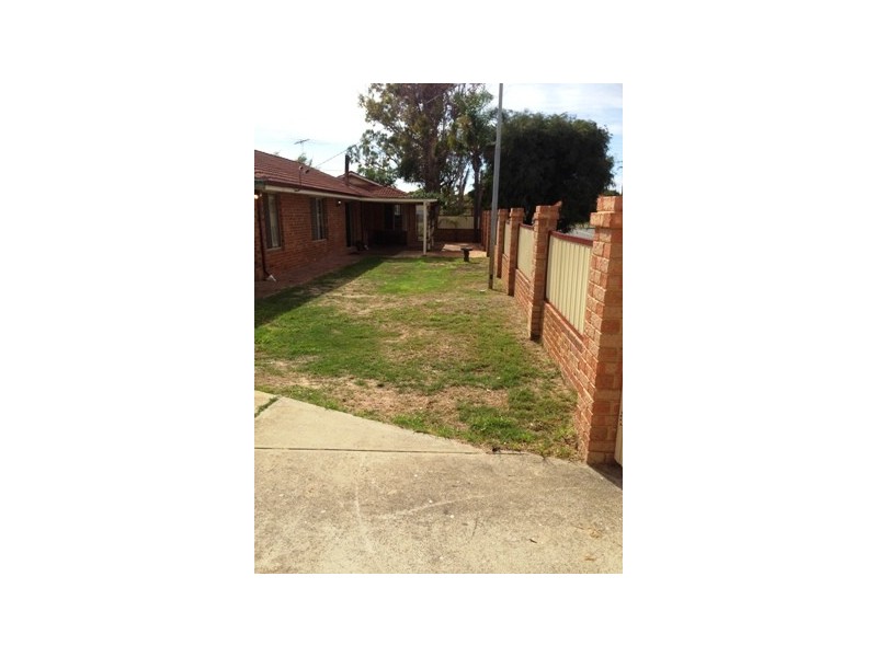 20 David Road, Waikiki WA 6169