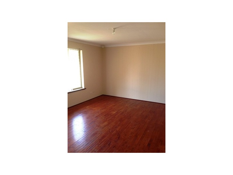 20 David Road, Waikiki WA 6169