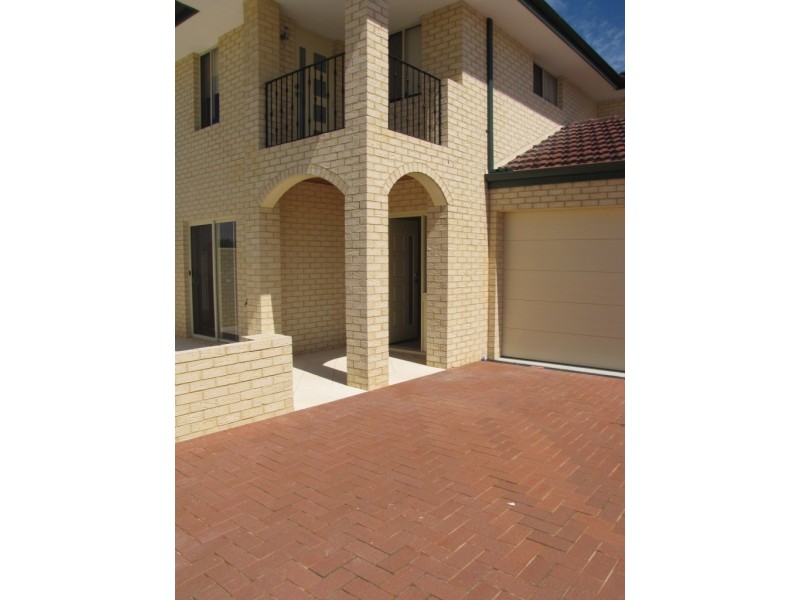 1/26 Thorpe Street, Rockingham WA 6168