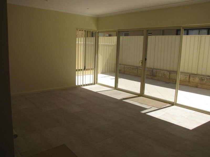 1/26 Thorpe Street, Rockingham WA 6168