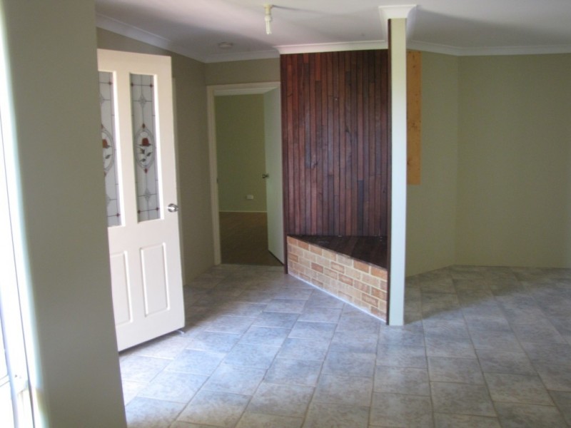 38 Menora Loop, Warnbro WA 6169