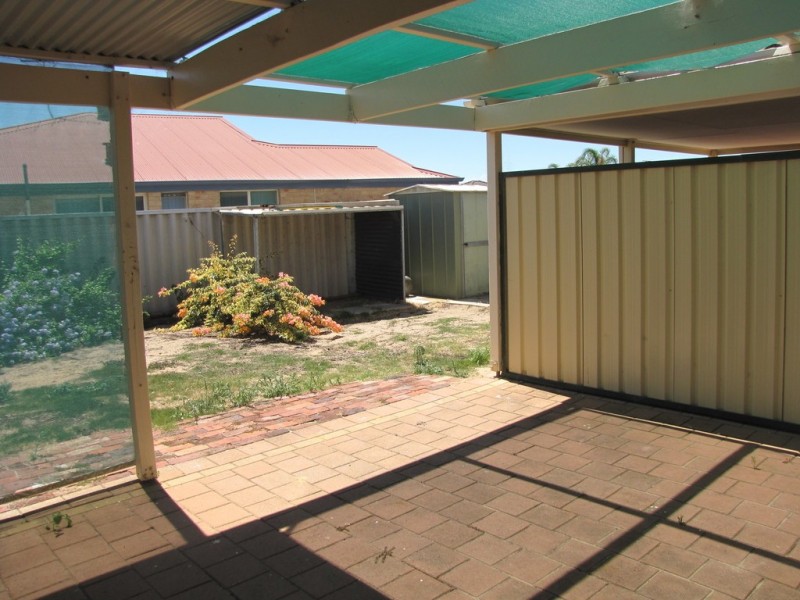 38 Menora Loop, Warnbro WA 6169