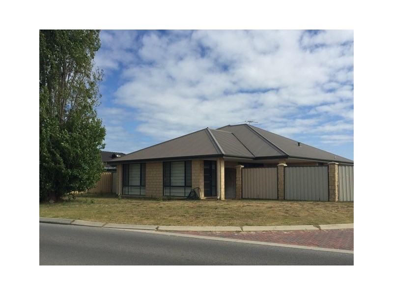 1 Edgbaston Crescent, Port Kennedy WA 6172