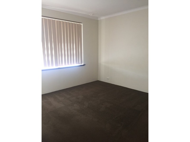 4B Andros Road, Safety Bay WA 6169