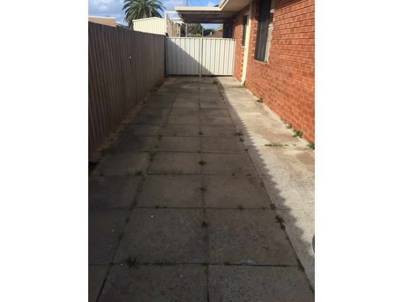 4B Andros Road, Safety Bay WA 6169