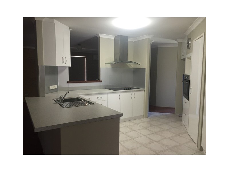 6 Kentia Close, Warnbro WA 6169