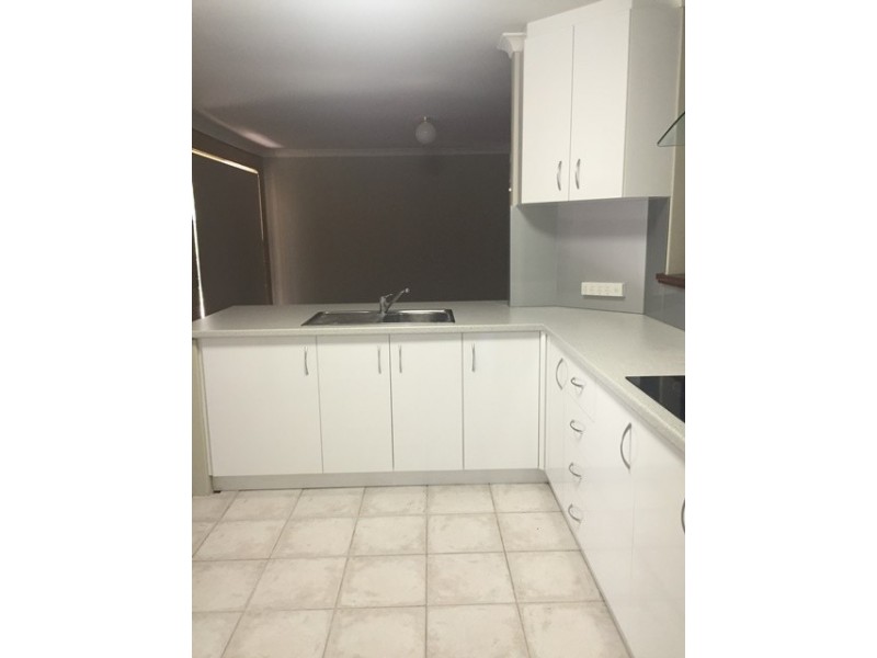 6 Kentia Close, Warnbro WA 6169