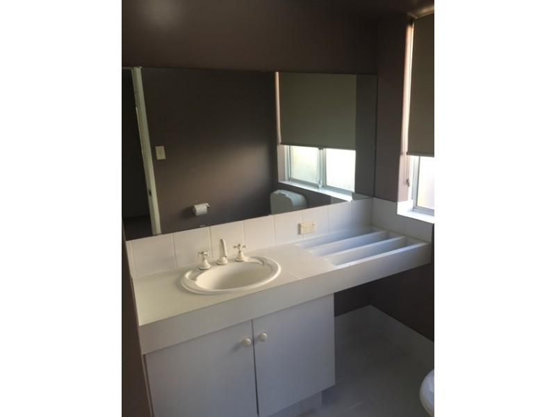 6 Kentia Close, Warnbro WA 6169