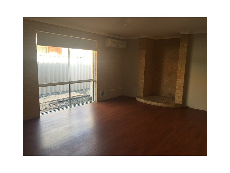 6 Kentia Close, Warnbro WA 6169