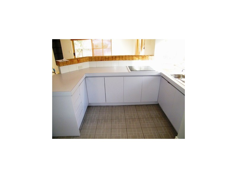 38 Porter Gardens, Leda WA 6170