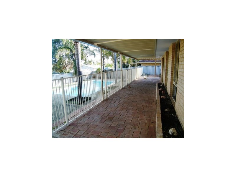 38 Porter Gardens, Leda WA 6170