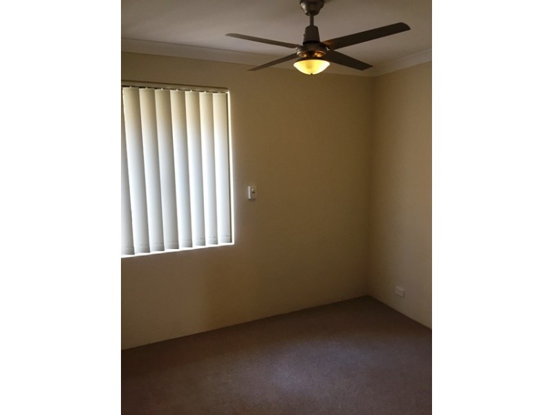 Unit 9/6 Bristol Street, Warnbro WA 6169